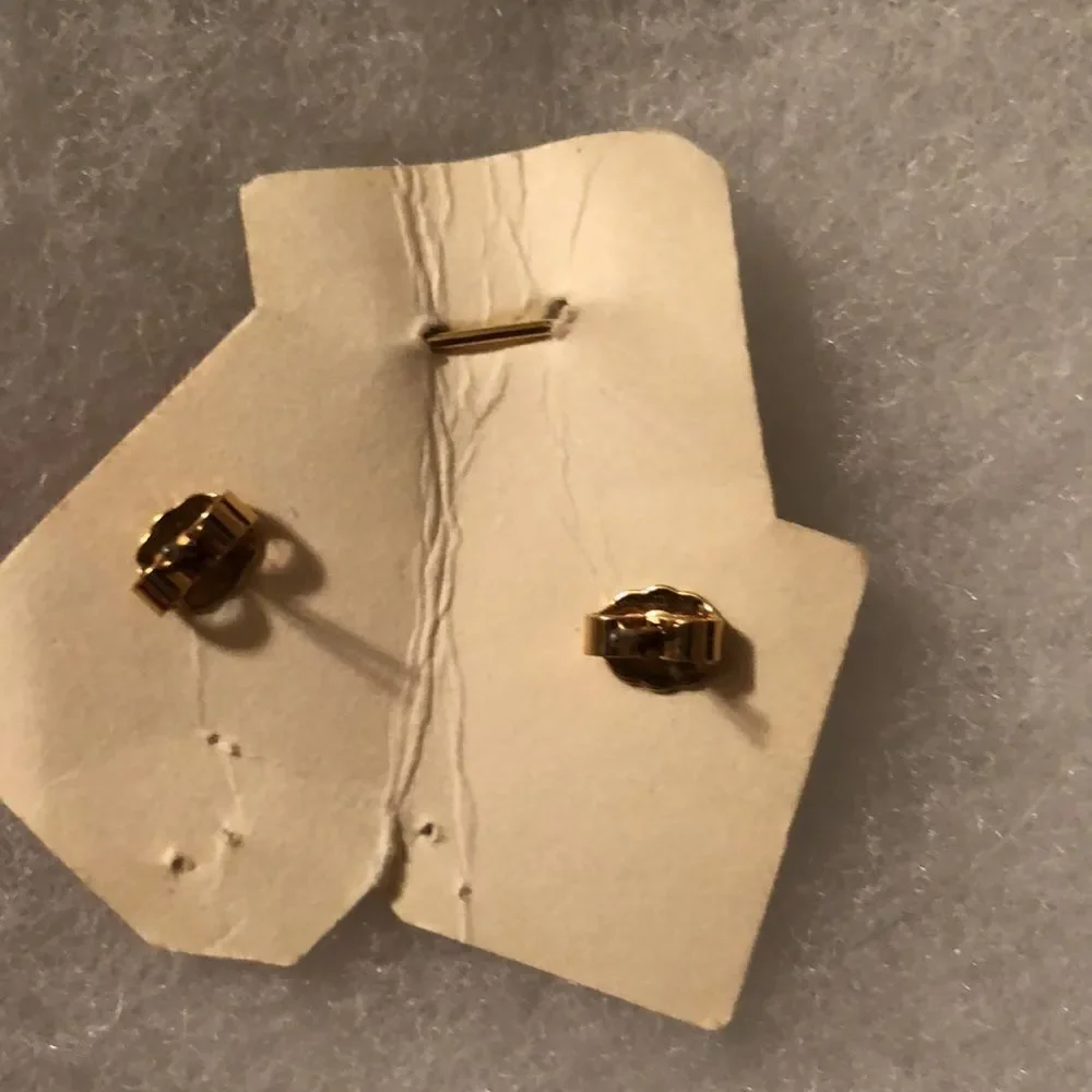 NIP Marching Stud Christmas Holiday Gift Box Earrings and a Gift Box Brooch